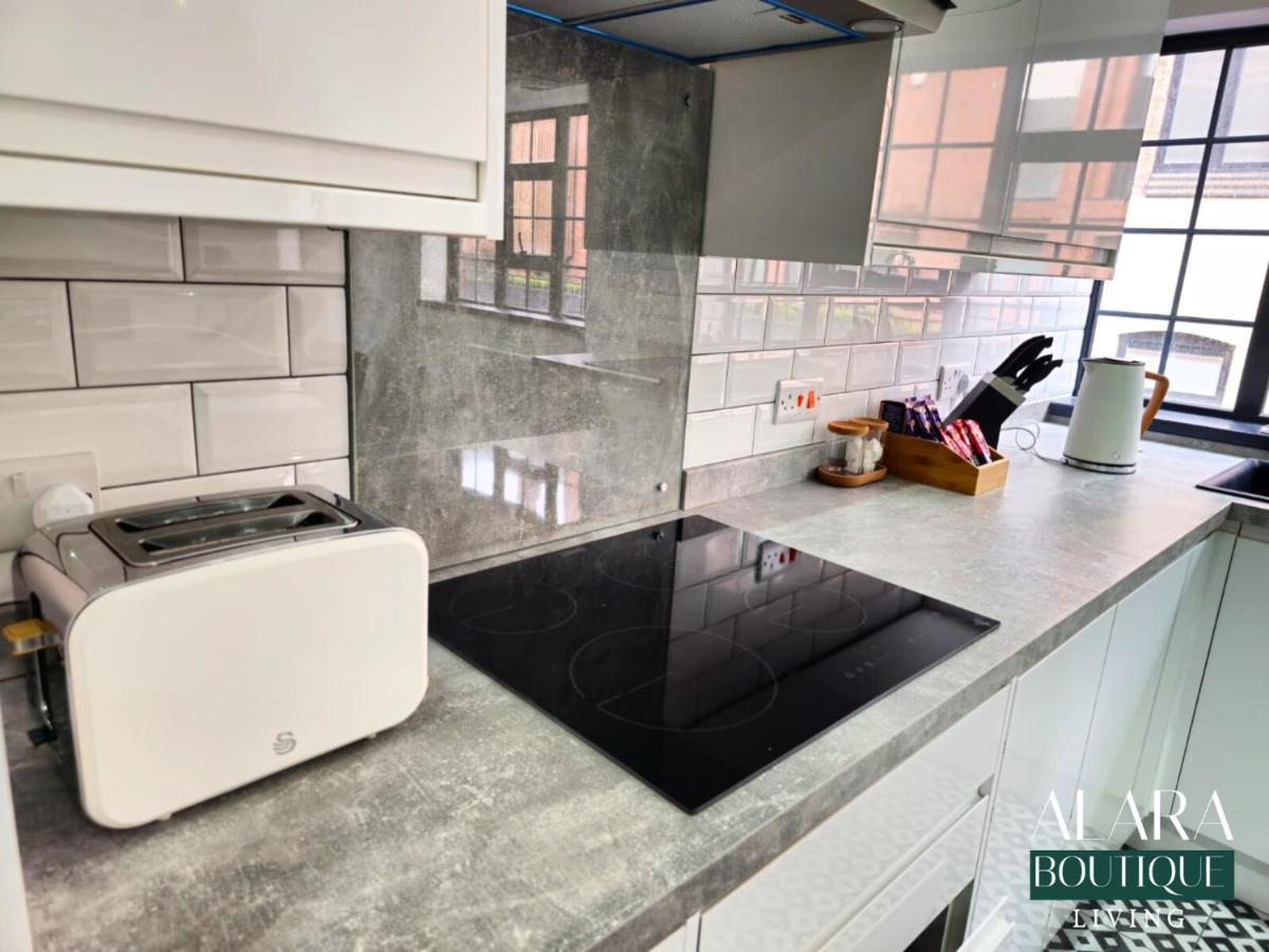 バーミンガム3 Floor Townhouse Luxury Living Alara Boutiqueアパートメント エクステリア 写真