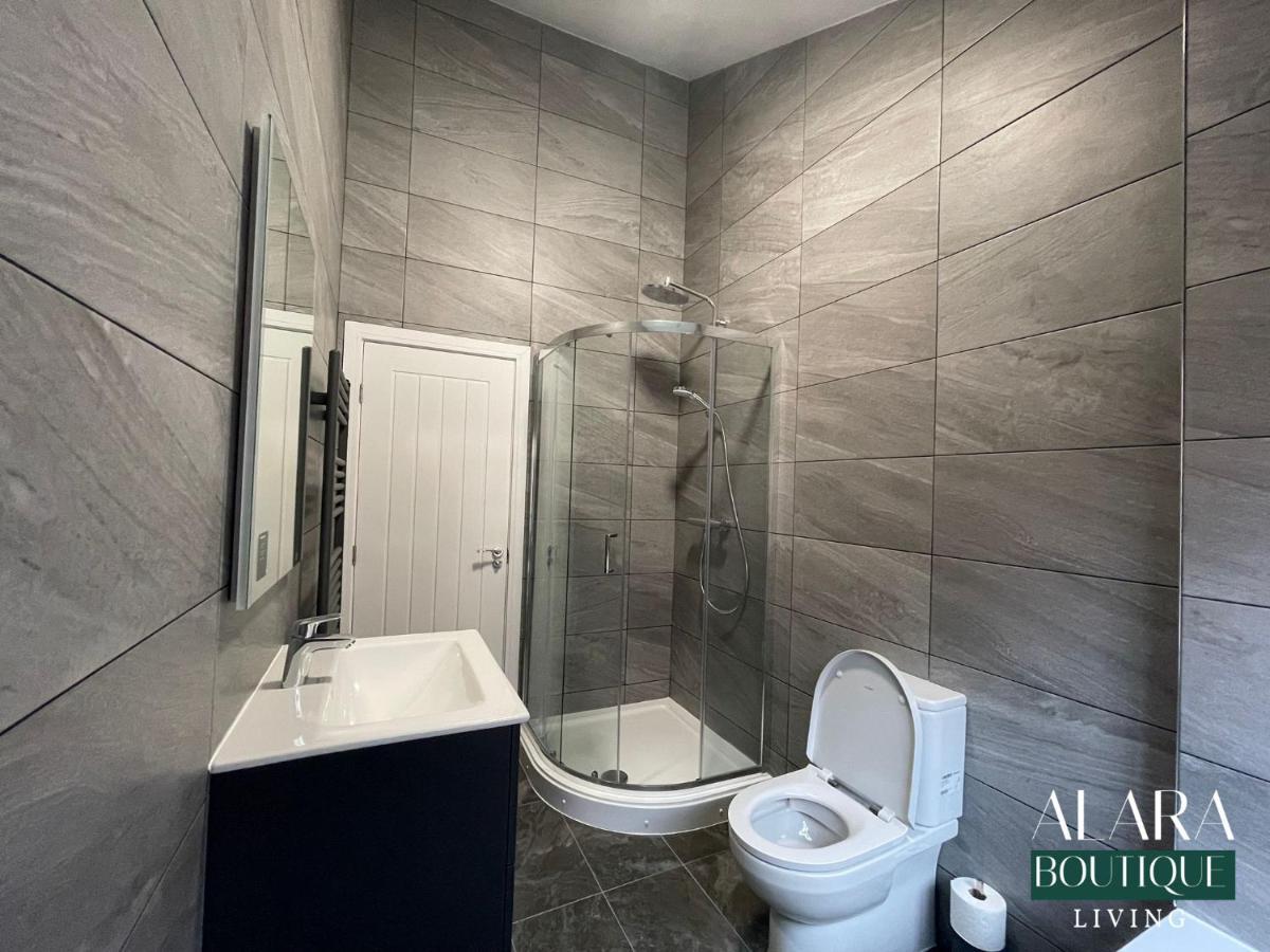 バーミンガム3 Floor Townhouse Luxury Living Alara Boutiqueアパートメント エクステリア 写真