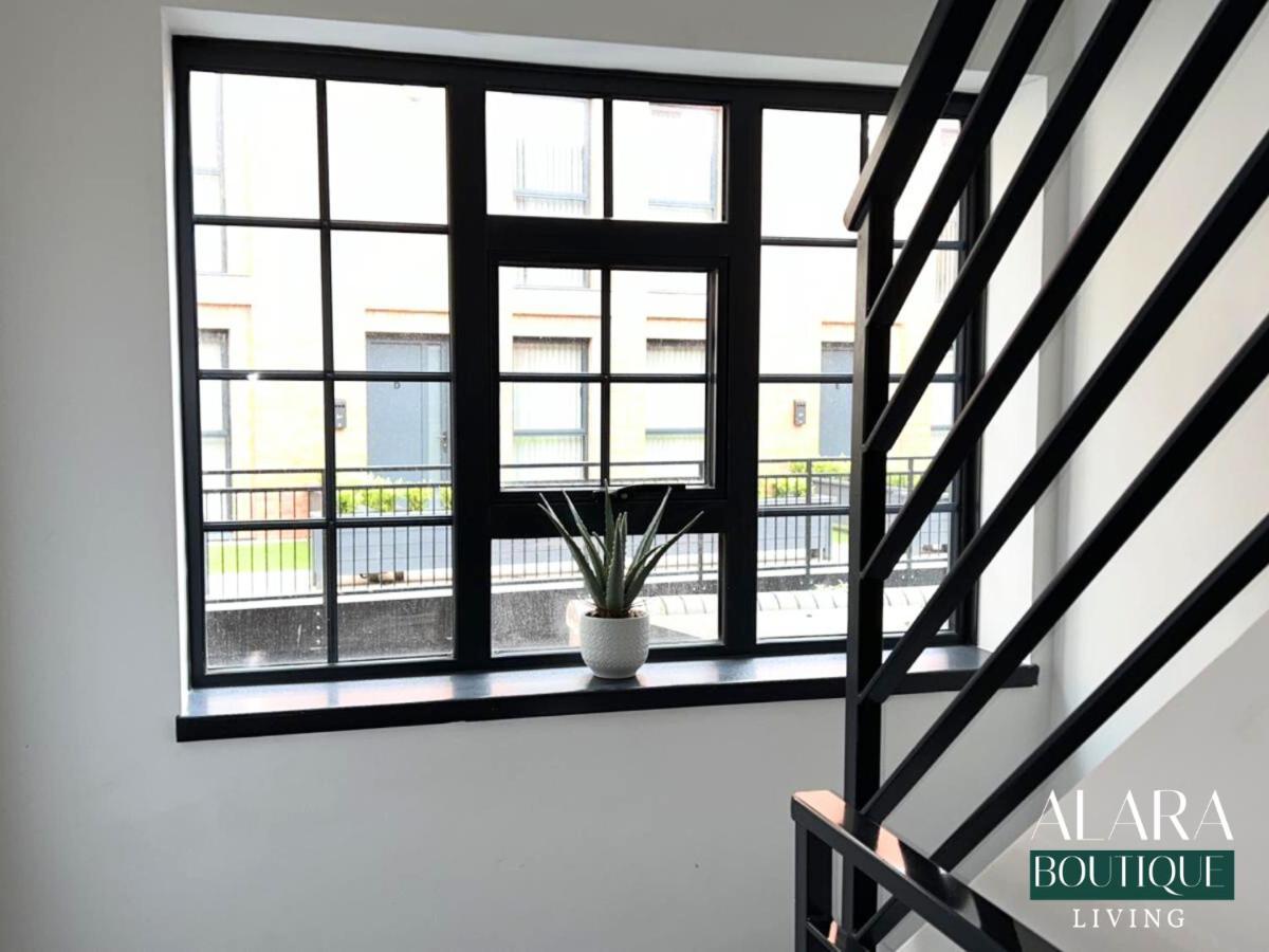 バーミンガム3 Floor Townhouse Luxury Living Alara Boutiqueアパートメント エクステリア 写真