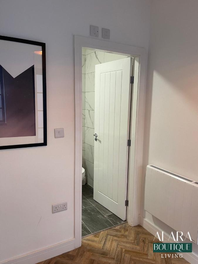 バーミンガム3 Floor Townhouse Luxury Living Alara Boutiqueアパートメント エクステリア 写真